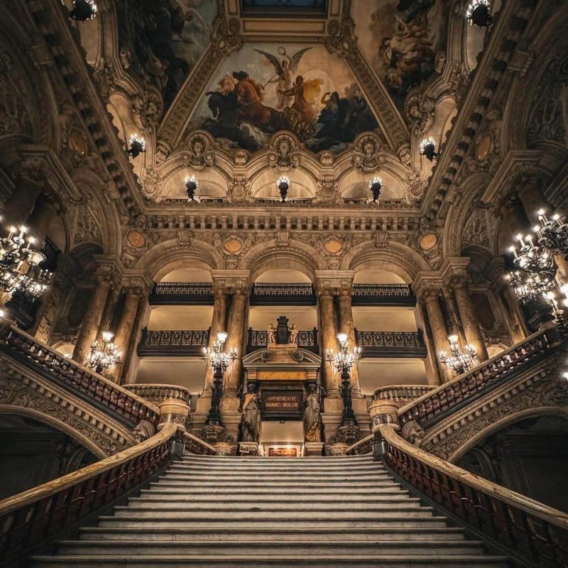 Nhà Hát Opera Garnier: Kiệt Tác Baroque Và Khởi Nguồn Của “Bóng Ma Trong Nhà Hát”