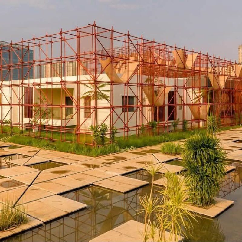 The Reclaimed Pavilion: Khi Phế Thải Công Trường Lột Xác Thành Kiến Trúc Tạm Thời